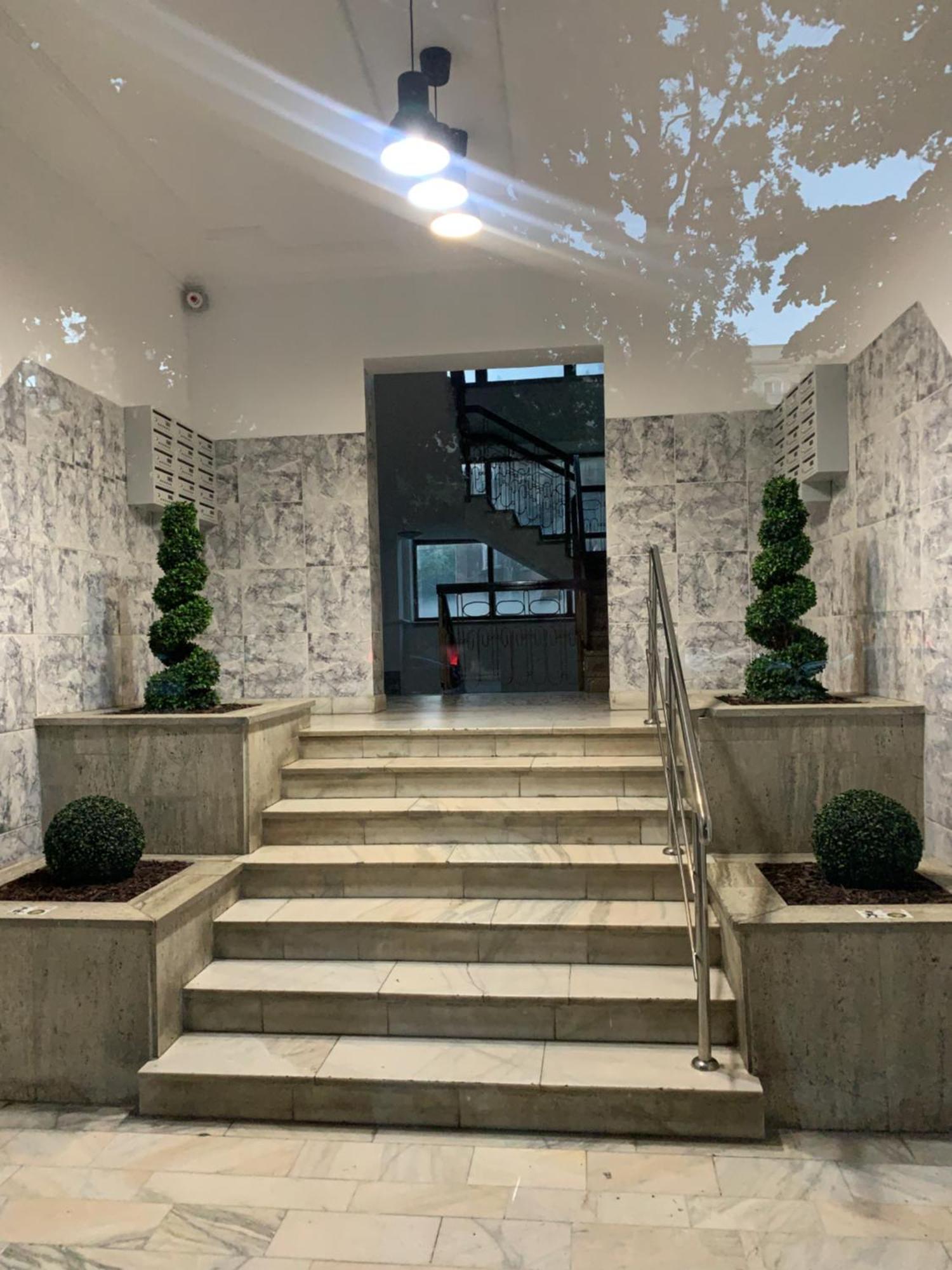 Chic Apartment Piata Constitutiei - View From The Balcony To The Palace Of Parliament Βουκουρέστι Εξωτερικό φωτογραφία